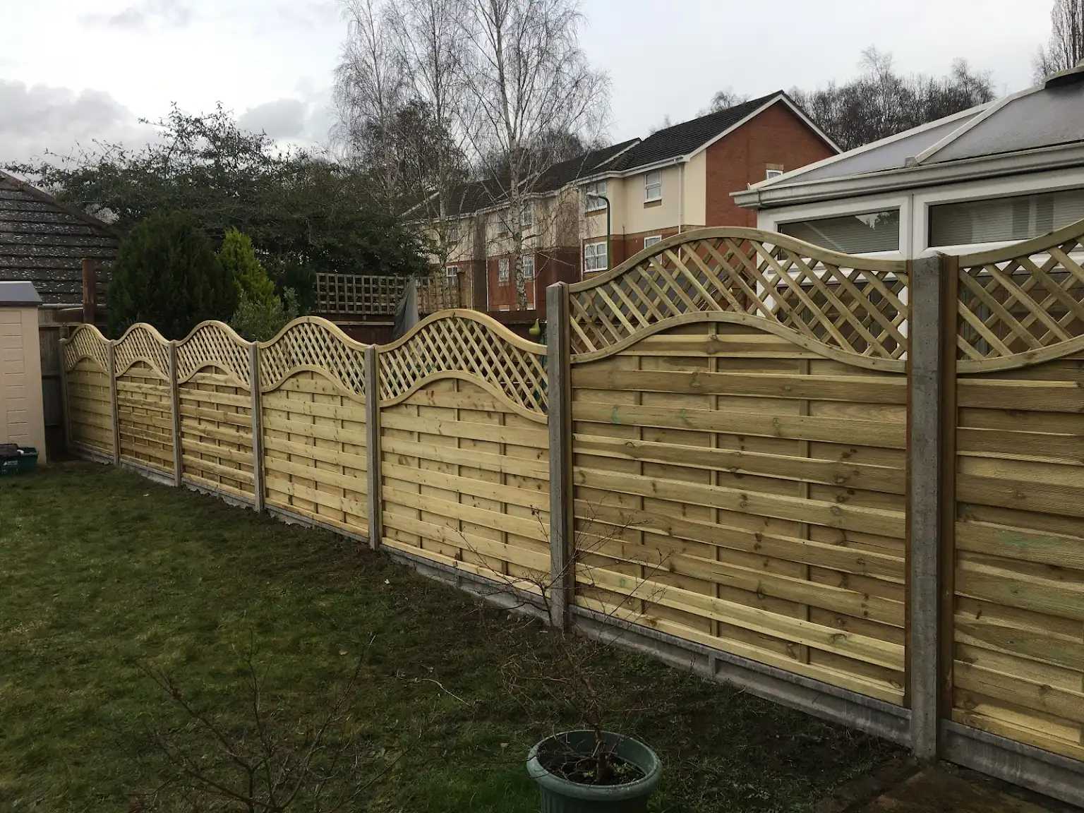 fencing-contractor-in-watford-hertfordshire-17